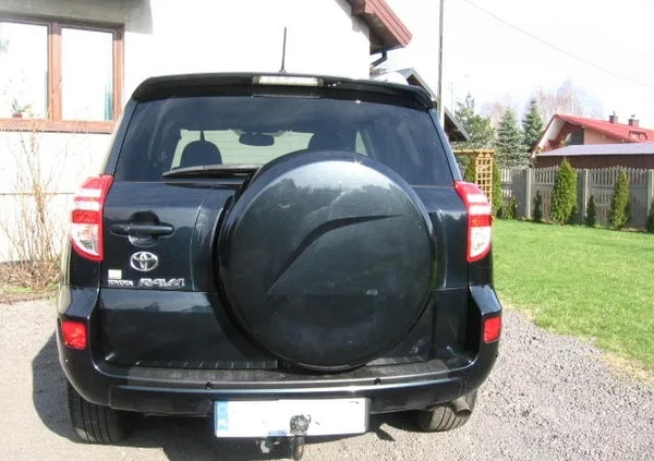 Toyota RAV4 cena 53500 przebieg: 178150, rok produkcji 2011 z Rybnik małe 497